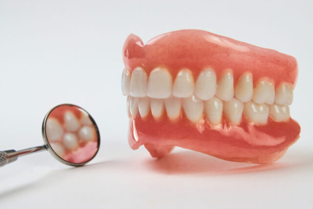 complete dentures